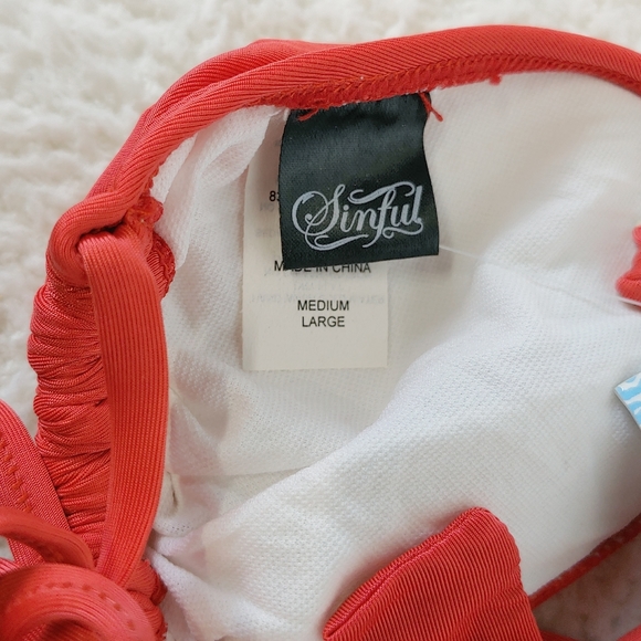 ⭕️SOLD⭕️LAST ONE🔴 Sinful by Affliction Red Palm Bikini Top Womens Size Large - Picture 4 of 6